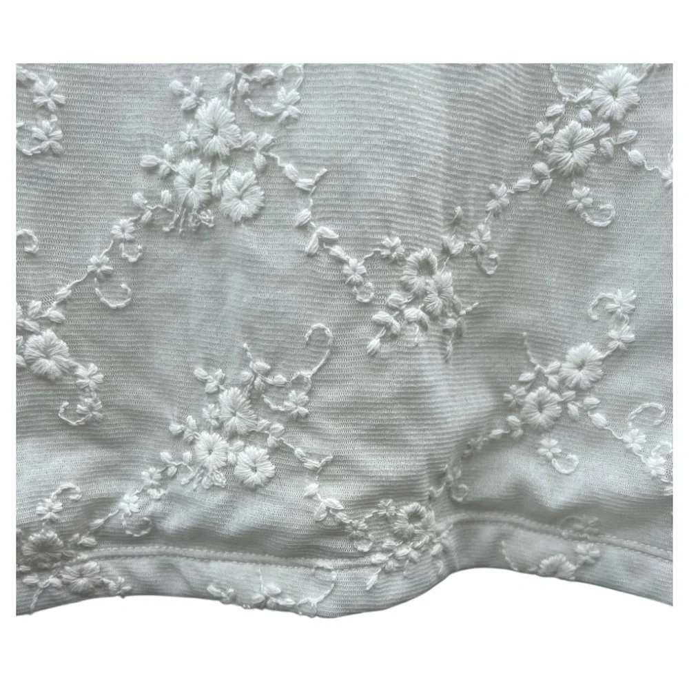 Liz Claiborne XL White Lace Embroidery Semi Sheer Long Sleeve Coquette Top NWT - Picture 10 of 15